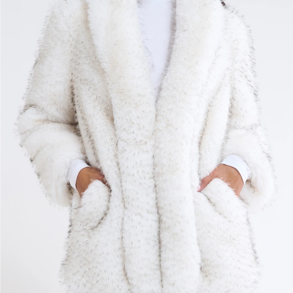 Rumored Madonna Coat in color Arctic Fox